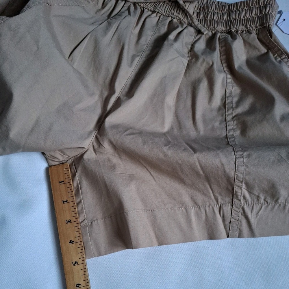Time and Tru Women's Beige Chino Shorts Pleated Elastic Drawstring Pockets XS - Picture 5 of 8
